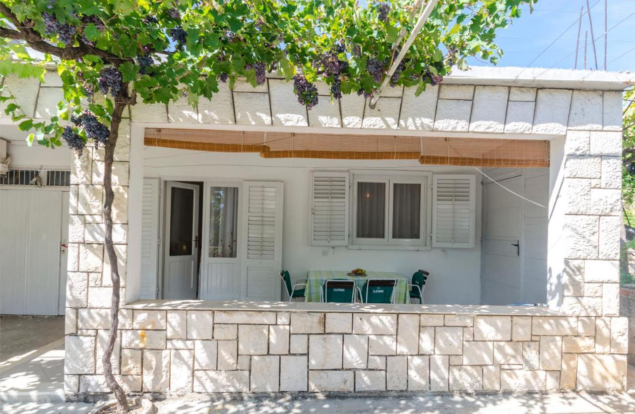 Apartment Niko Vodice Exterior foto